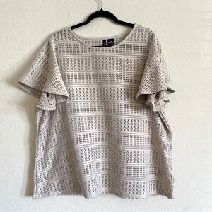 New Direction curvy woman’s blouse size 2X tan feminine eyelet flared sleeve